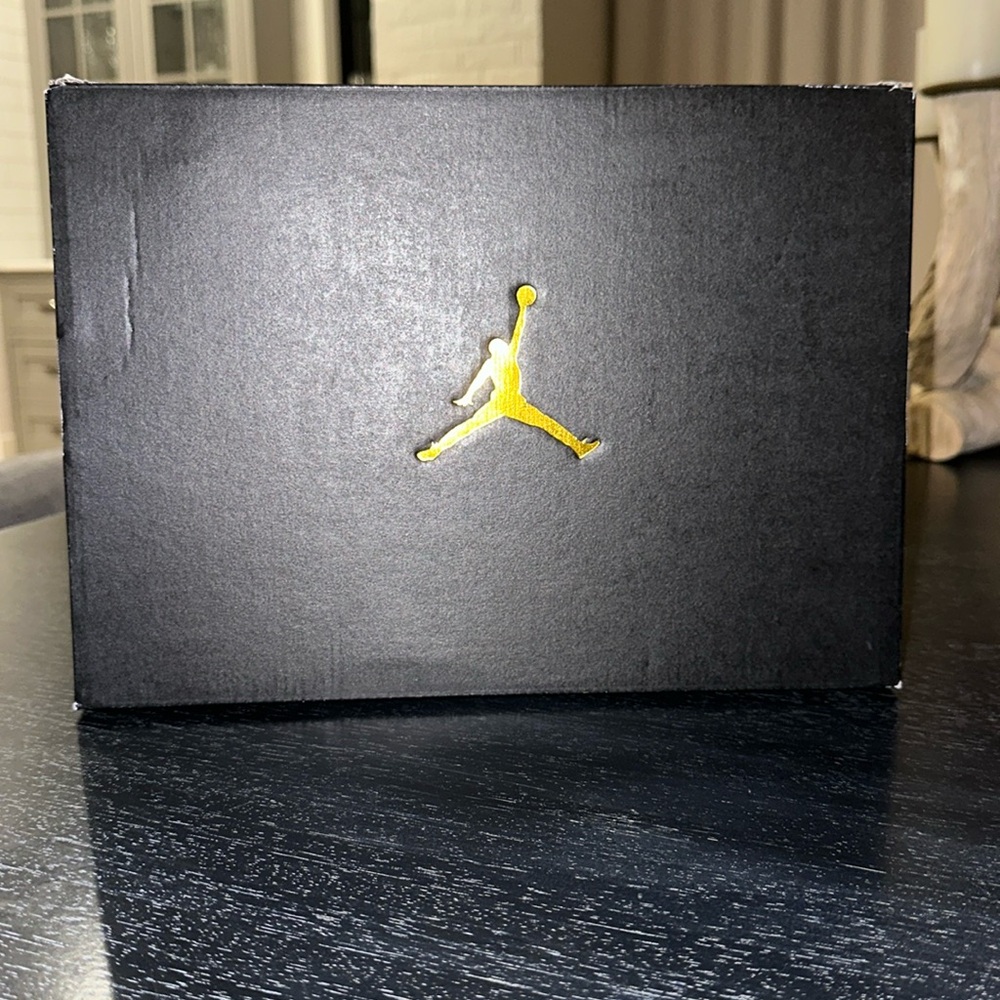 Air Jordan 1 mid. Mystic Navy/Mint Foam-White Bleu Marine Mystic. Worn a Bit!